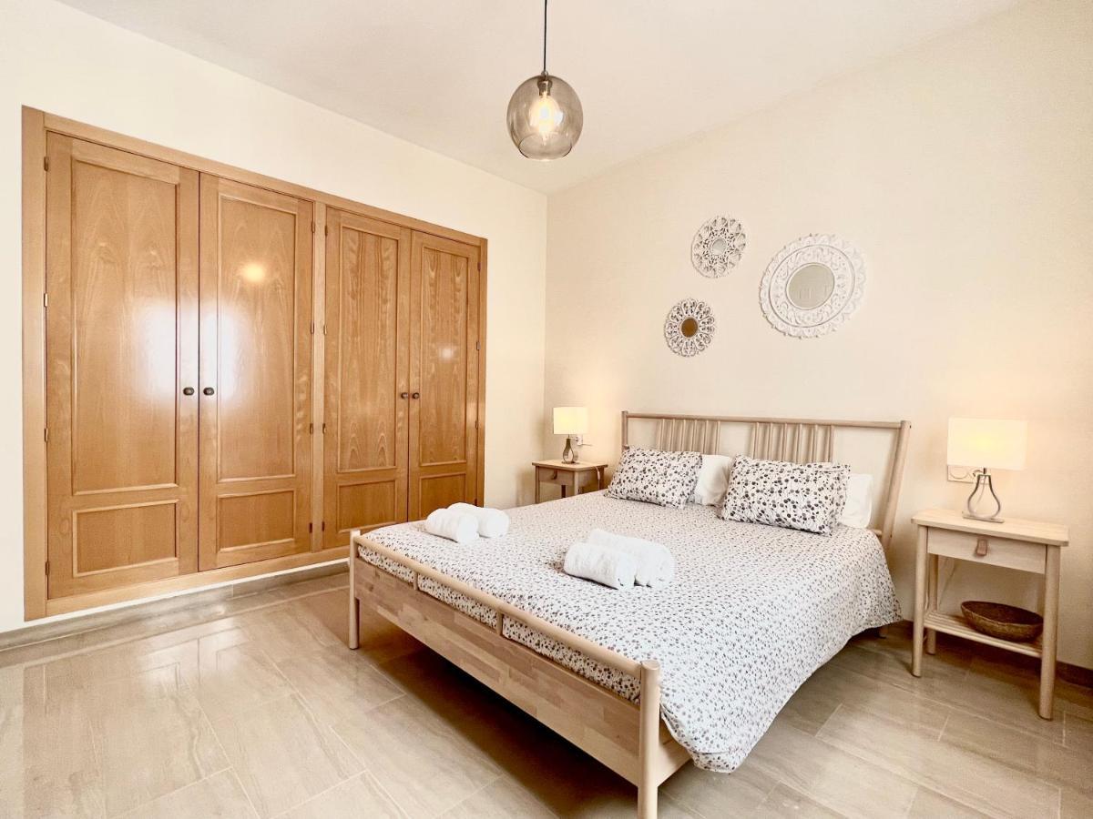 Teodosio Apartment Free Parking & Central Ac เซบีญา ภายนอก รูปภาพ