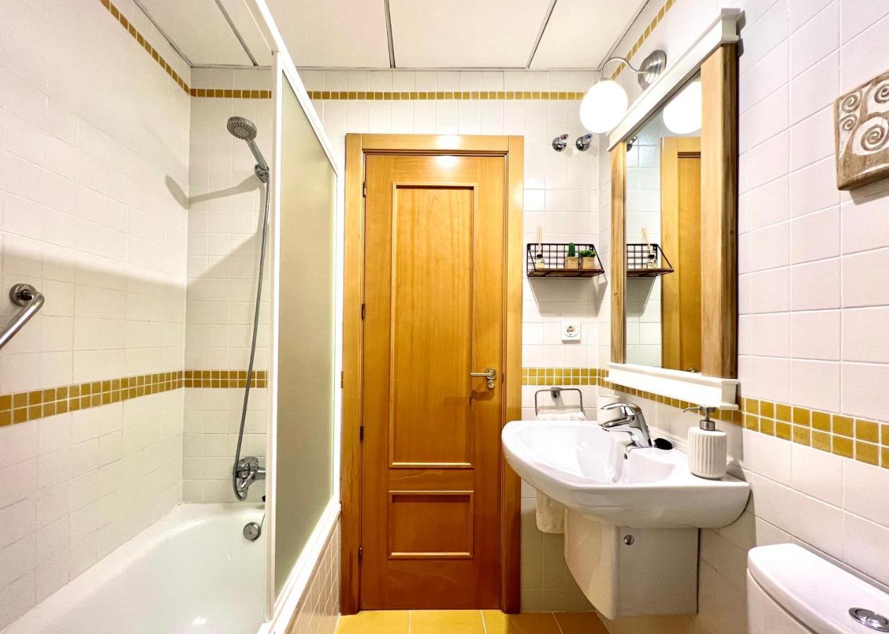 Teodosio Apartment Free Parking & Central Ac เซบีญา ภายนอก รูปภาพ