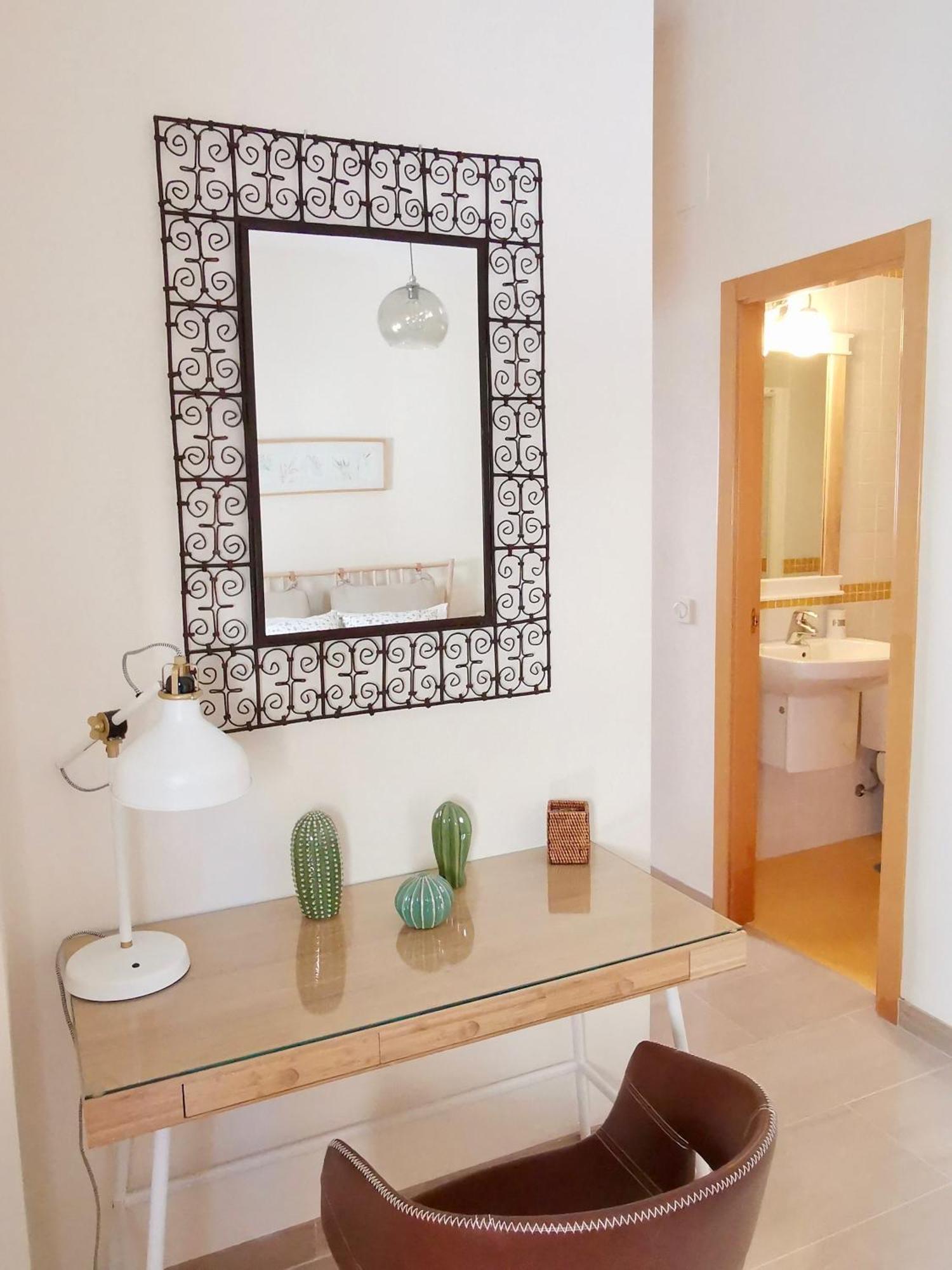 Teodosio Apartment Free Parking & Central Ac เซบีญา ภายนอก รูปภาพ