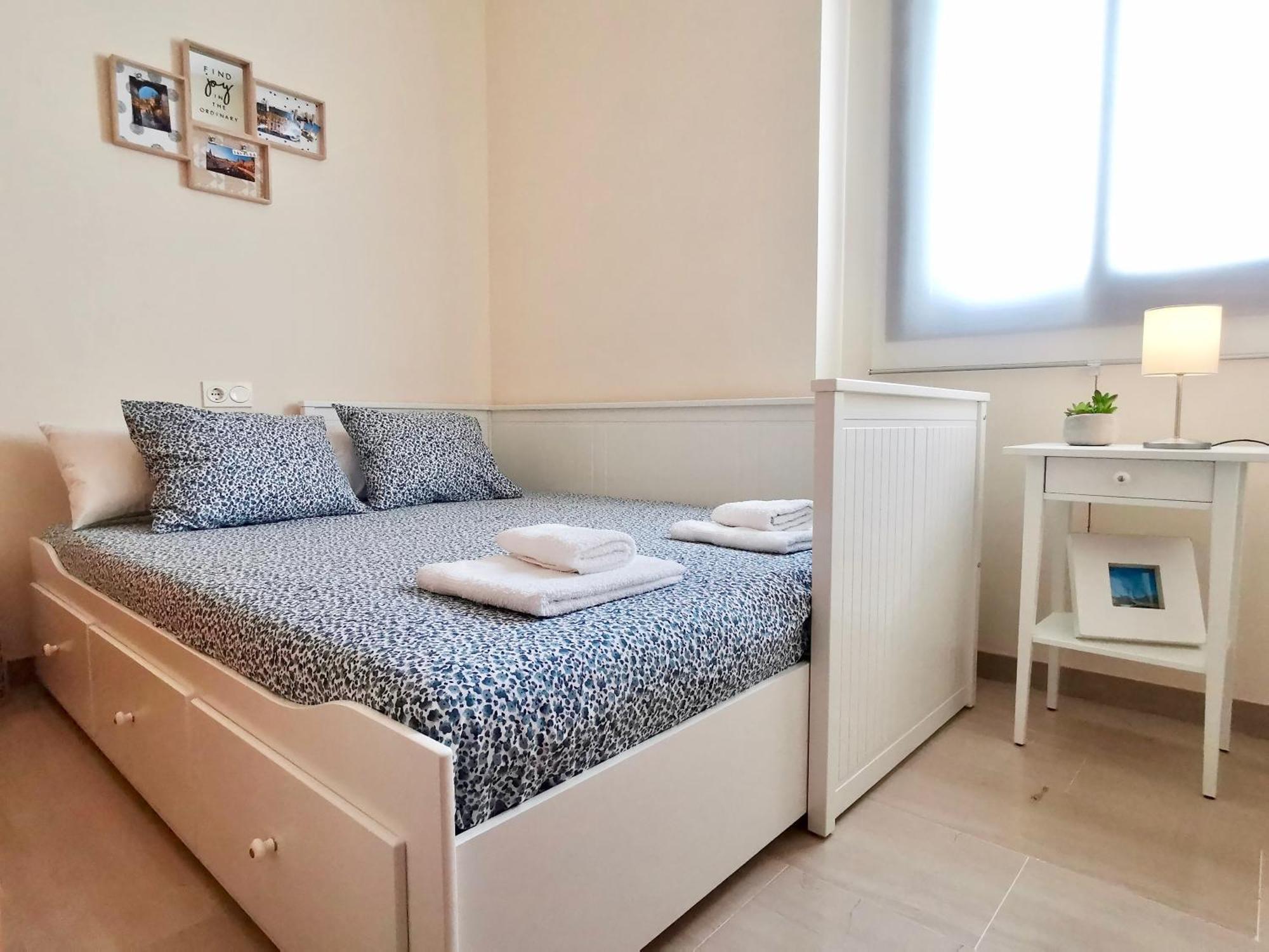 Teodosio Apartment Free Parking & Central Ac เซบีญา ภายนอก รูปภาพ