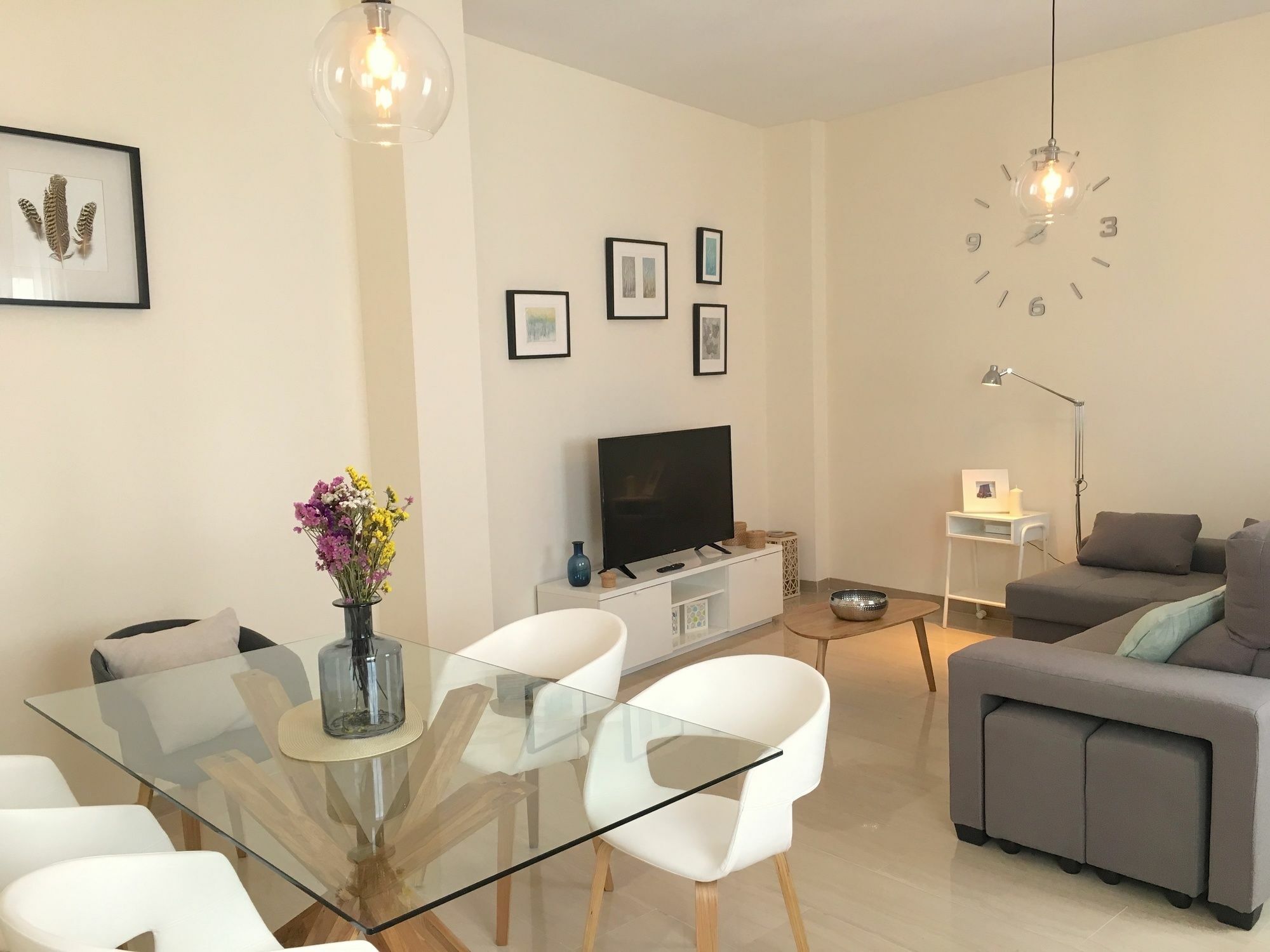 Teodosio Apartment Free Parking & Central Ac เซบีญา ภายนอก รูปภาพ